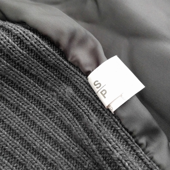 IRIS sweater/hoodie - Picture 2 of 7